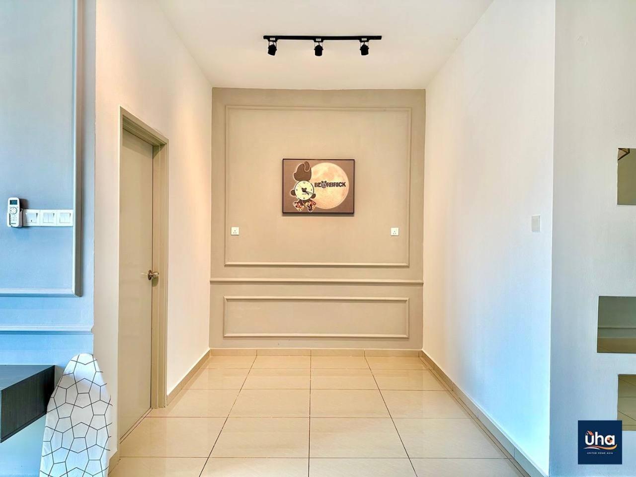 Seasons Luxury Apartment By Jk Home Джохор Бахру Екстериор снимка
