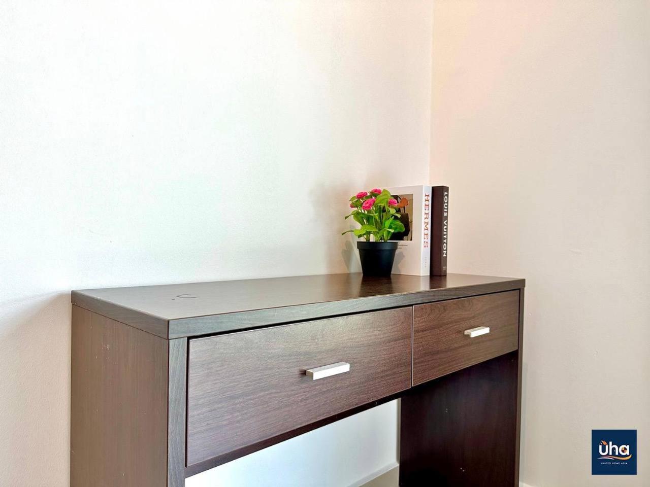 Seasons Luxury Apartment By Jk Home Джохор Бахру Екстериор снимка